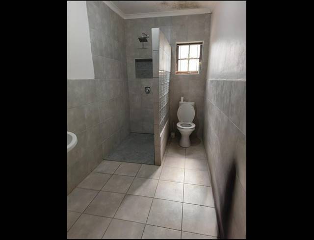 1 BEDROOM PROPERTY TO RENT IN EVEREST HEIGHTS